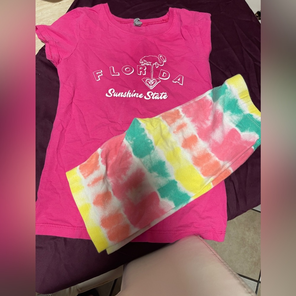 Girls outfit shorts shirt